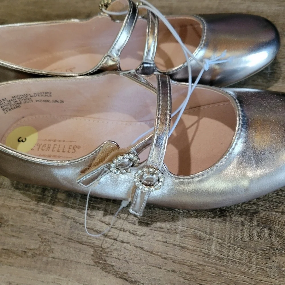 Seychelles Metallic Gold Kids Shoes by